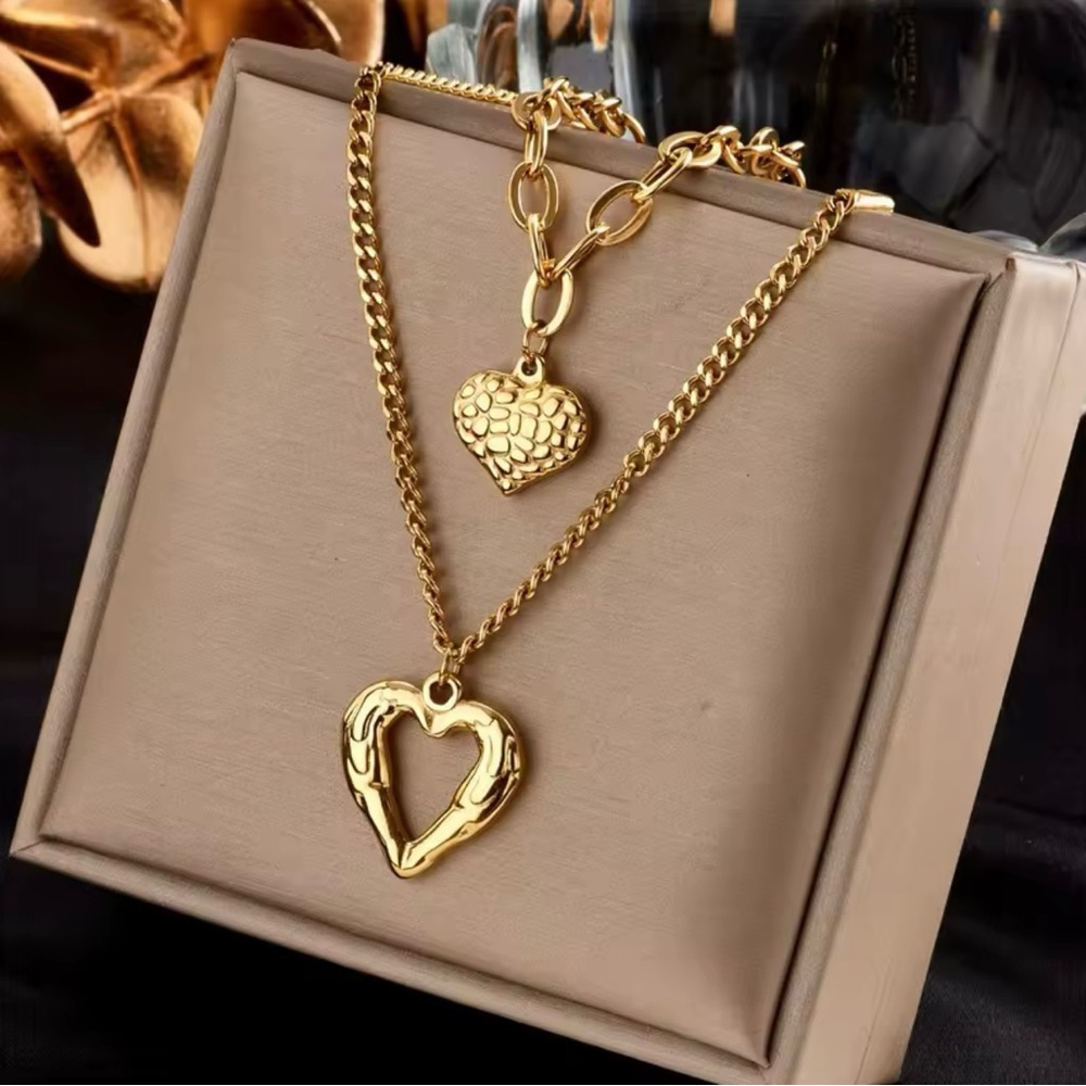Gold Heart Pendant Necklace
